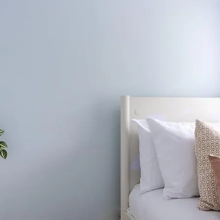 بيت ضيافة Guestready - Peaceful Retreat In Stillorgan 3*